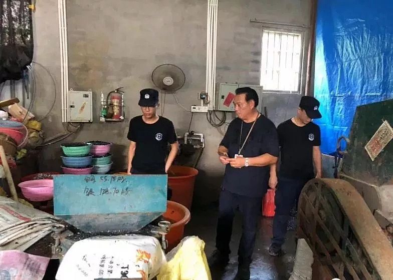 ���ƺ��d�F�V�ϳ������S�һ����S��Ⱦ�h�����ϰ�T���������C�Pһ偶��ߣ���߫@��7��!