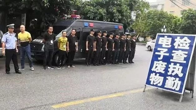 ���ƺ��d�F�V�ϳ������S�һ����S��Ⱦ�h�����ϰ�T���������C�Pһ偶��ߣ���߫@��7��!