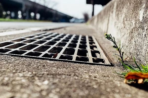 ��(y��u)�|(zh��)��ɫ�ۺ��Ȼ��X�S��PAC�¹ڷ����������g���(zh��n)��ˮ���̎��?ˮ�h(hu��n)���L(f��ng)�U(xi��n)��η���?