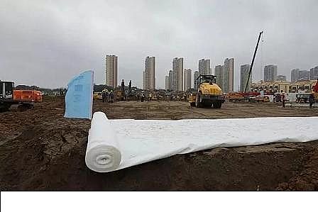 一等品緩蝕阻垢劑生產廠家揭開火神山雷神山醫院的防滲秘密:“兩布一膜”施工工藝,了解一下!