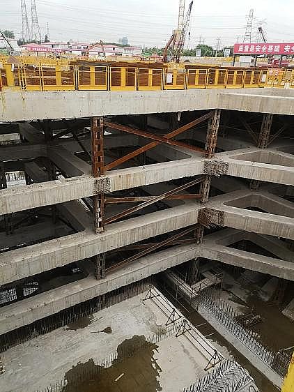 ���x�������������c���a(ch��n)�S�ҁ�������������ˮ�{(di��o)��ء�һ�ڡ����b��190��(g��)��(bi��o)��(zh��n)��Ӿ��ˮ��